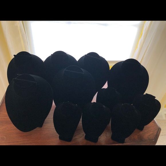 Jewelry displays - Picture 1 of 7